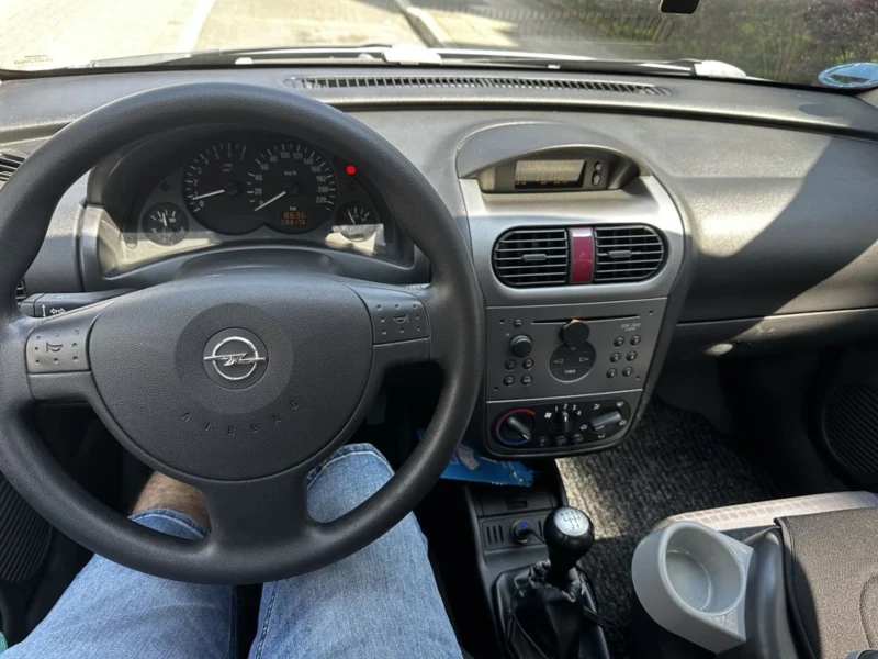 Opel Corsa, снимка 12 - Автомобили и джипове - 49343883