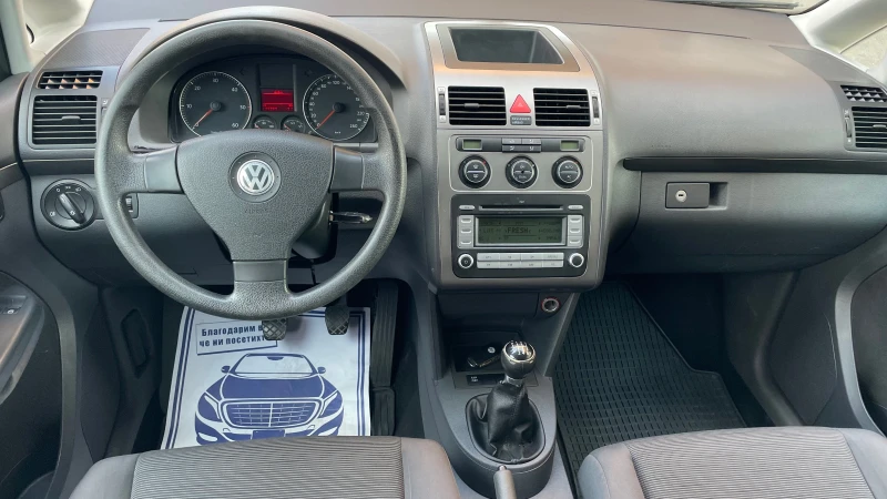 VW Touran 1.9tdi 6ск. , снимка 11 - Автомобили и джипове - 50727299