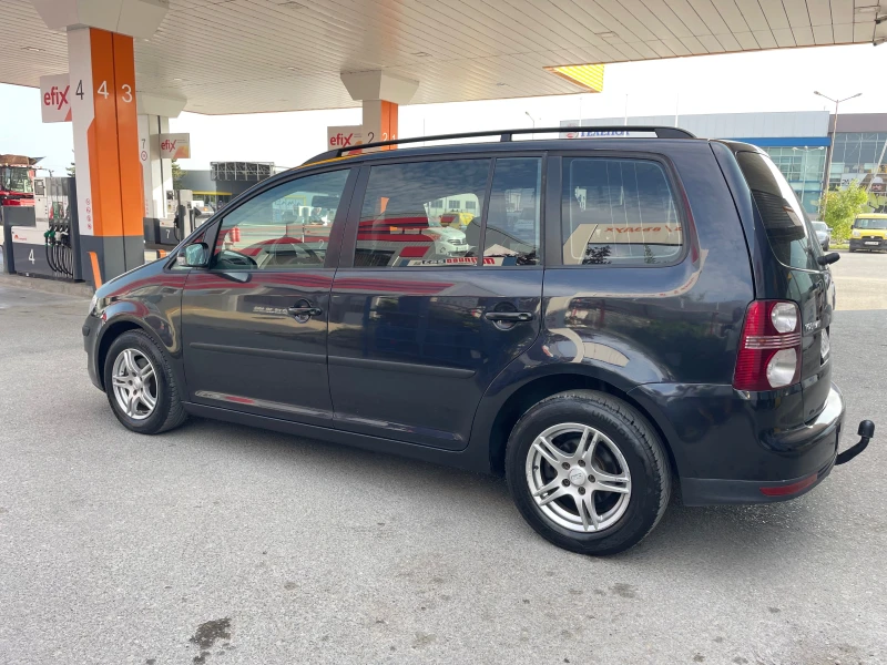 VW Touran 1.9tdi 6ск. , снимка 7 - Автомобили и джипове - 50727299