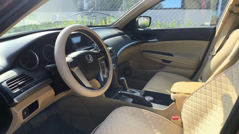 Honda Accord USA, снимка 12 - Автомобили и джипове - 52381549