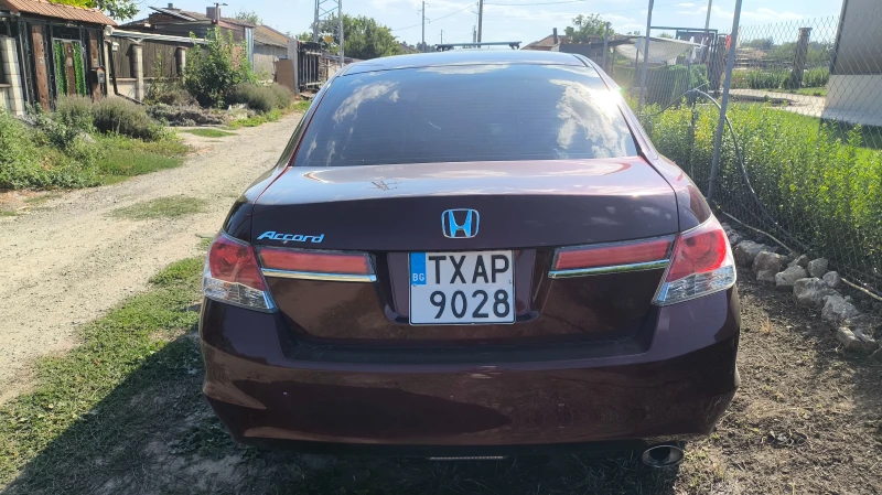 Honda Accord USA, снимка 9 - Автомобили и джипове - 52381549