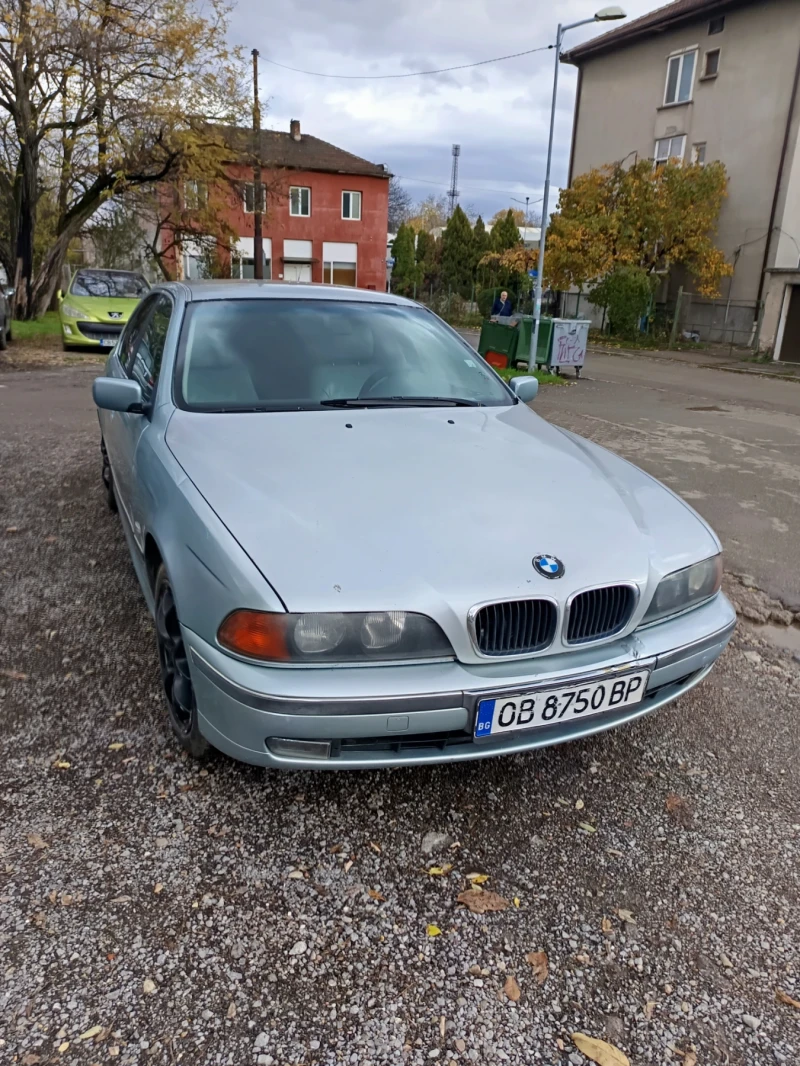 BMW 523, снимка 10 - Автомобили и джипове - 52611883