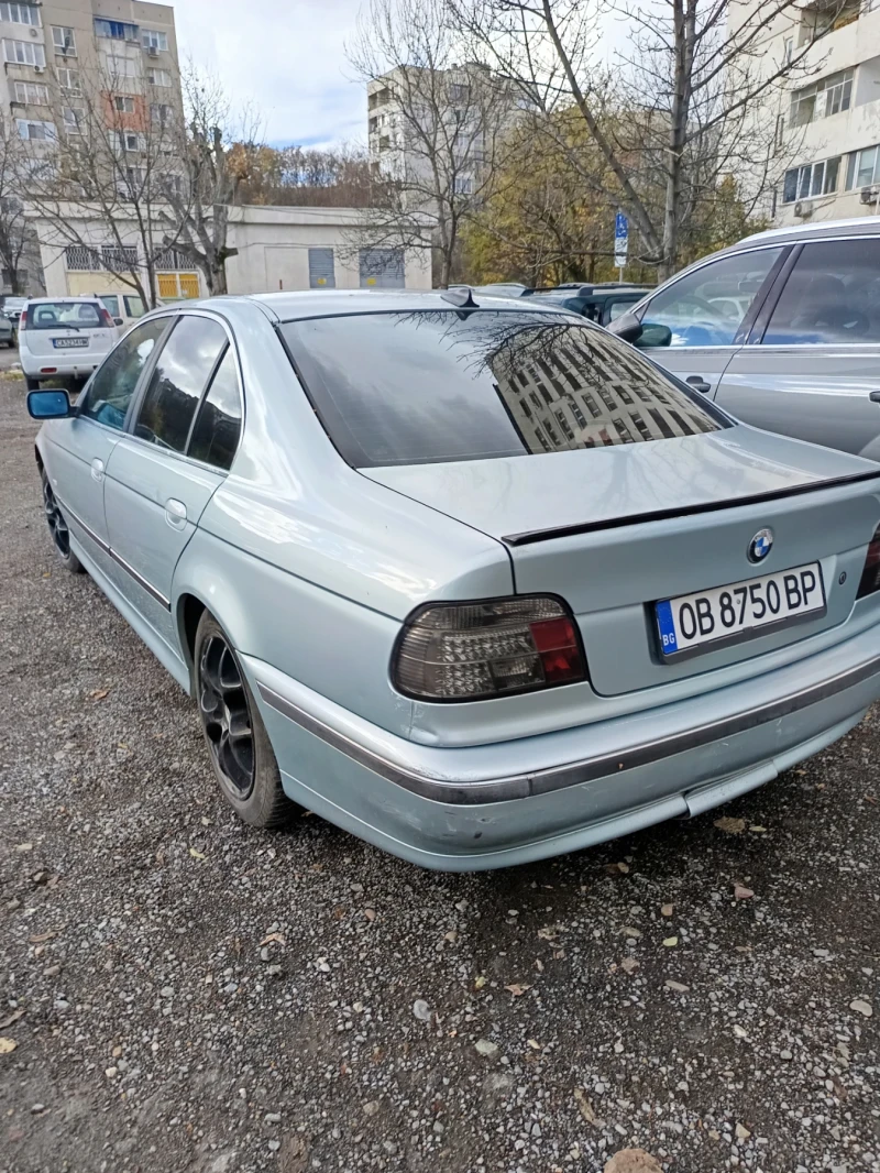 BMW 523, снимка 8 - Автомобили и джипове - 52611883