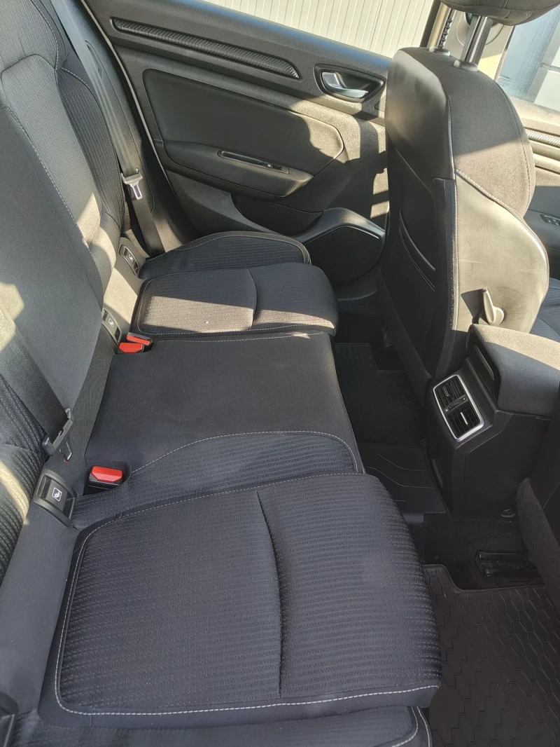 Renault Megane 1, 6 SCe ГАЗ, снимка 2 - Автомобили и джипове - 52814920