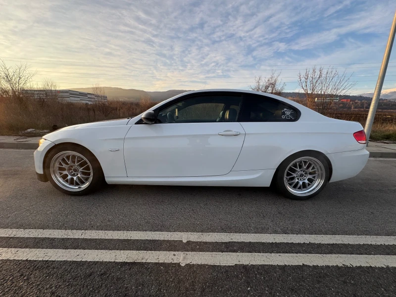 BMW 335, снимка 8 - Автомобили и джипове - 53474928