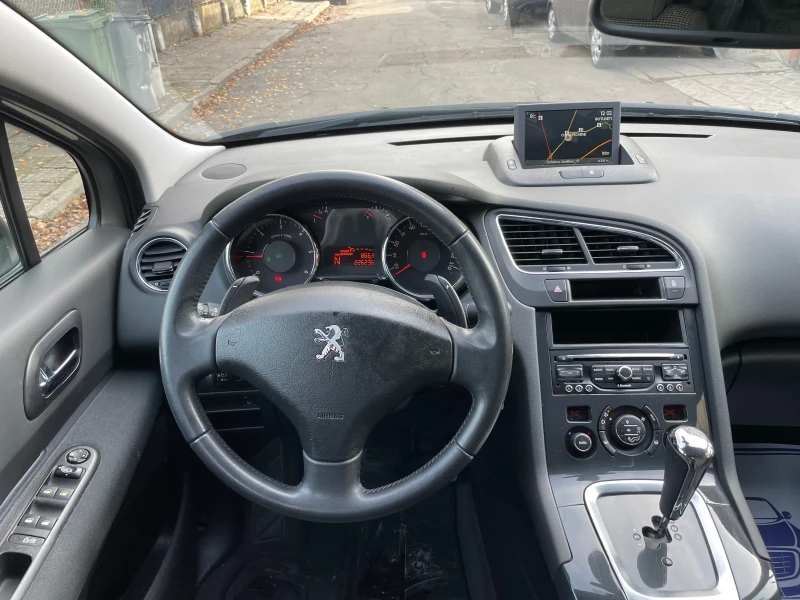 Peugeot 5008 1.6HDI* full* , снимка 12 - Автомобили и джипове - 53595535