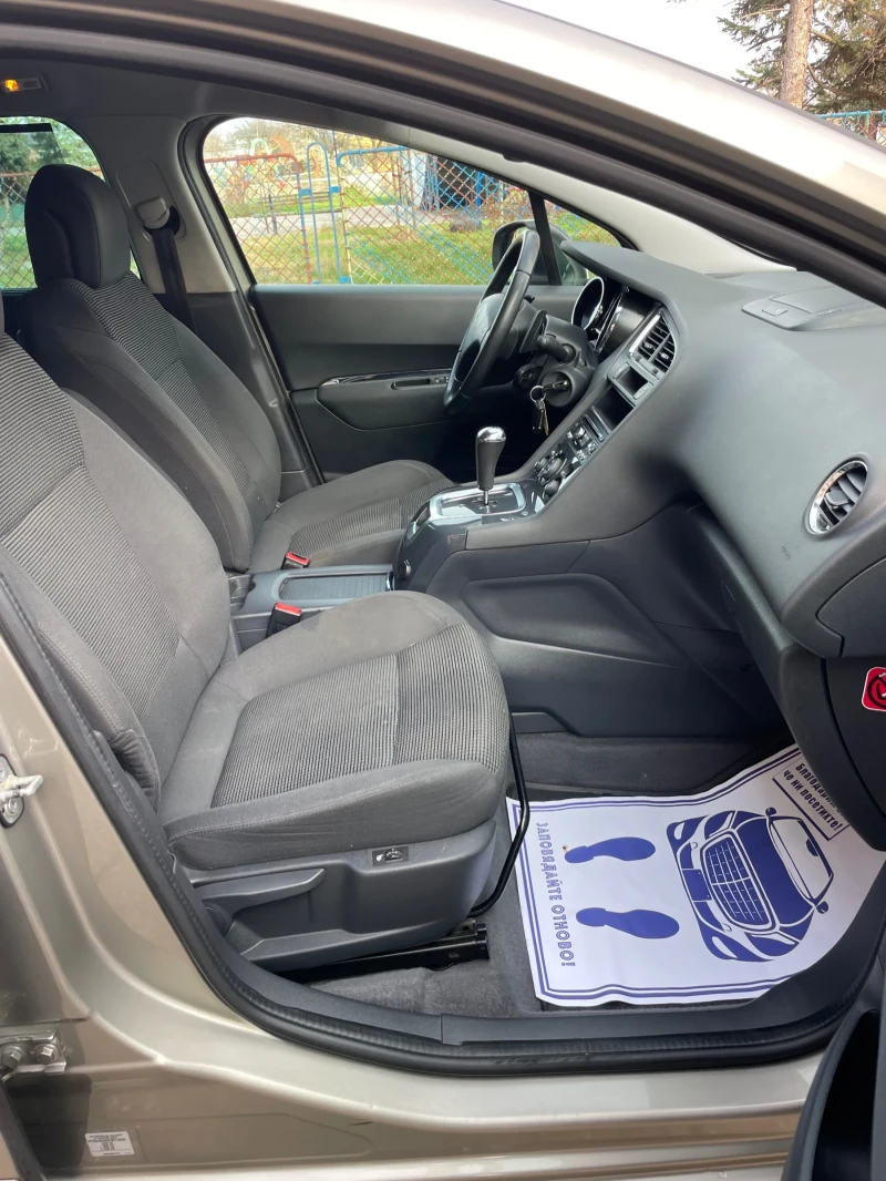 Peugeot 5008 1.6HDI* full* , снимка 17 - Автомобили и джипове - 53595535