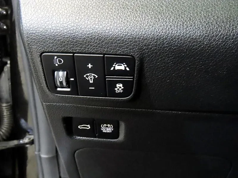 Kia K5 Hybrid 3Rd Generation Trendy, снимка 14 - Автомобили и джипове - 56355378