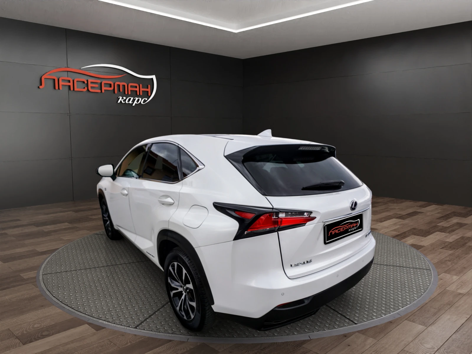 Lexus NX 300h 2.5H F-SPORT 4WD, снимка 3 - Автомобили и джипове - 28699574