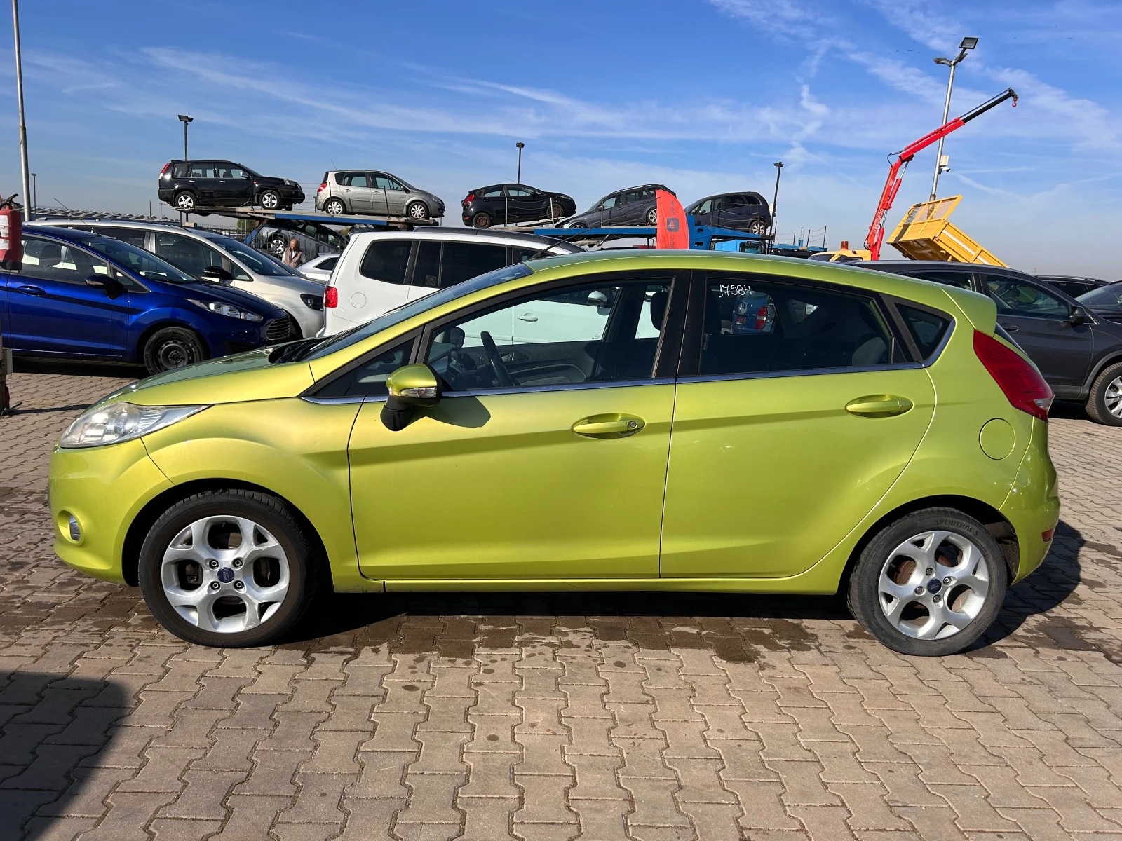 Ford Fiesta 1.6Ti-VCT EURO 4 ЛИЗИНГ - изображение 9