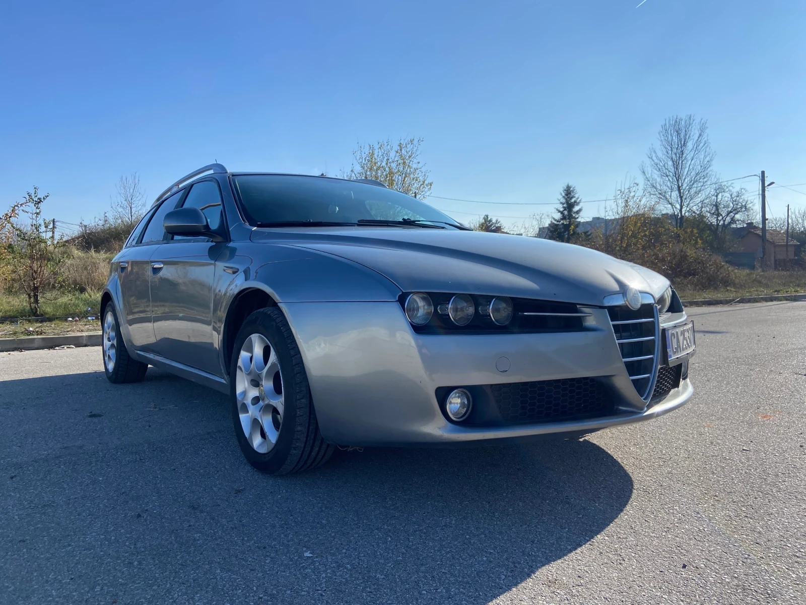 Alfa Romeo 159 sportwagon 1.9 JTDm - изображение 2