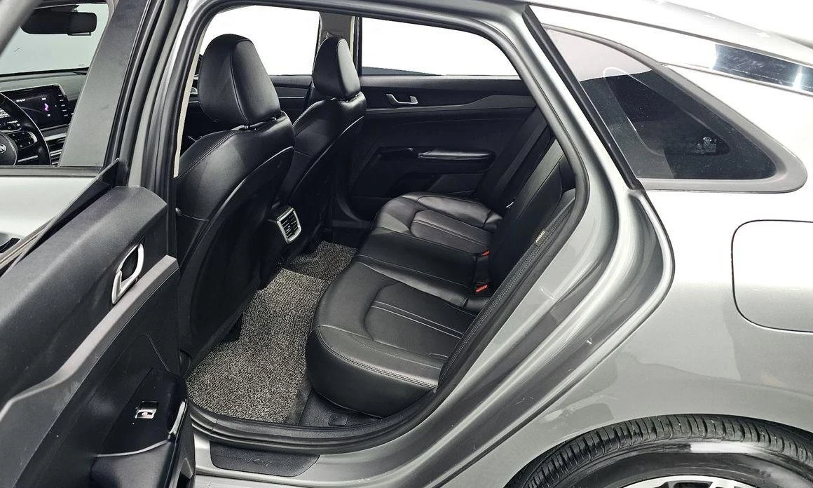 Kia K5 | Mobile.bg   11