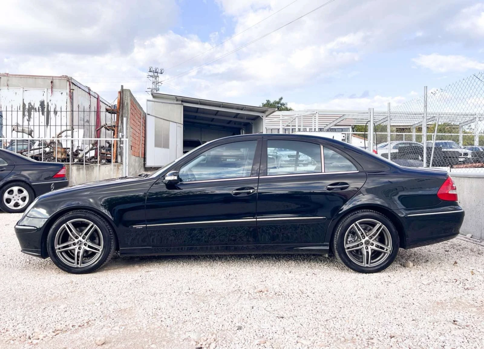 Mercedes-Benz E 220 Avtomat Avangade  - изображение 4