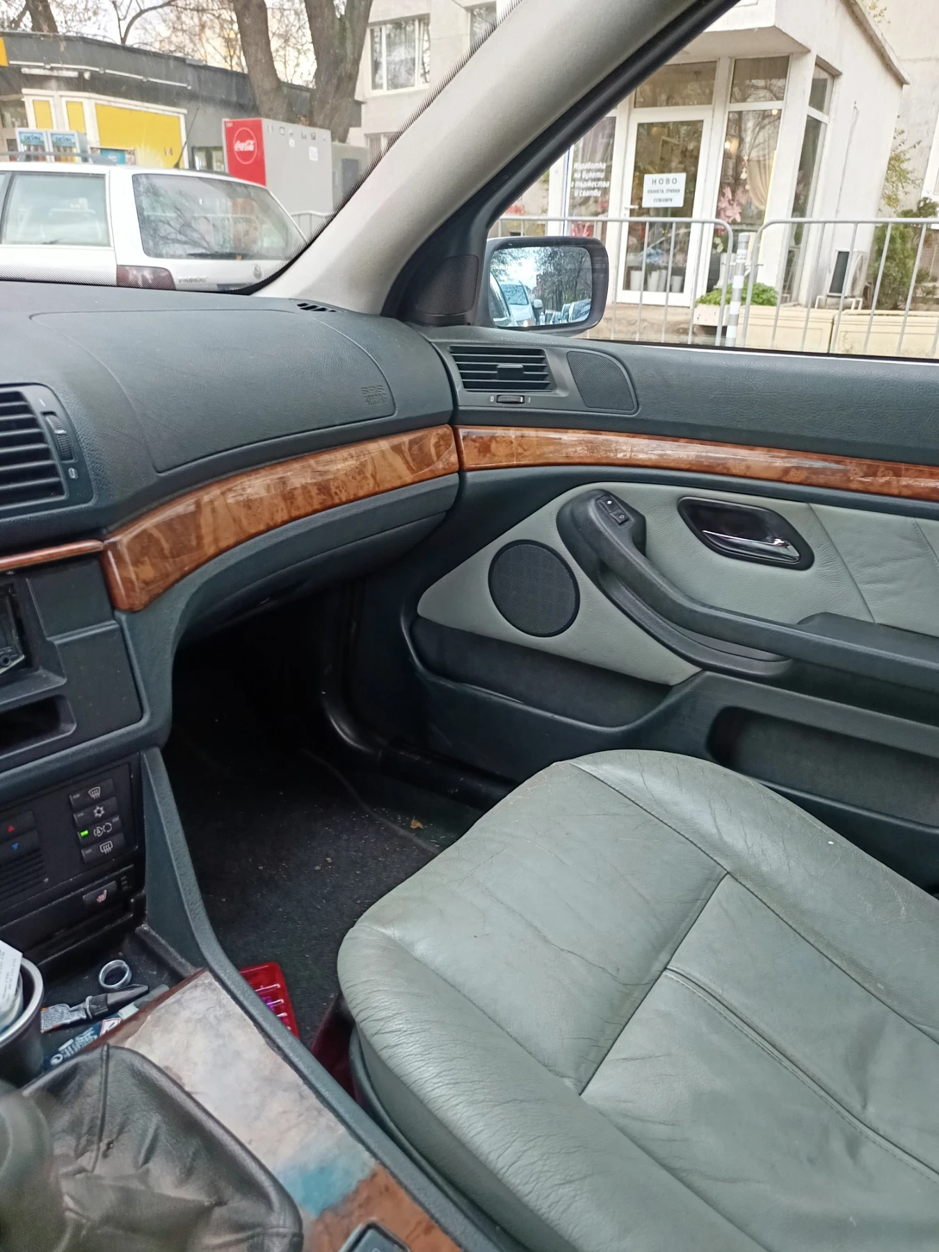 BMW 523  - изображение 3