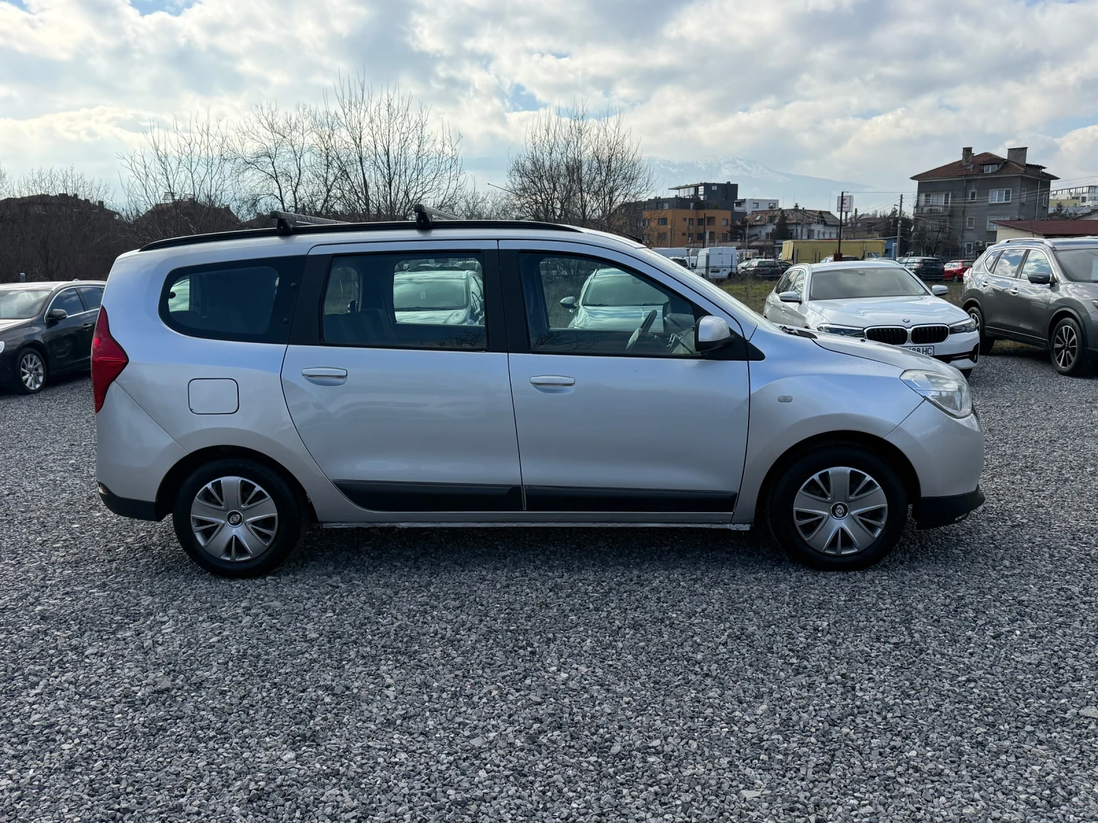 Dacia Lodgy 1.6 SCe LPG/Газ-фабрична(102 кс)7-места/2017/EURO6 - изображение 4