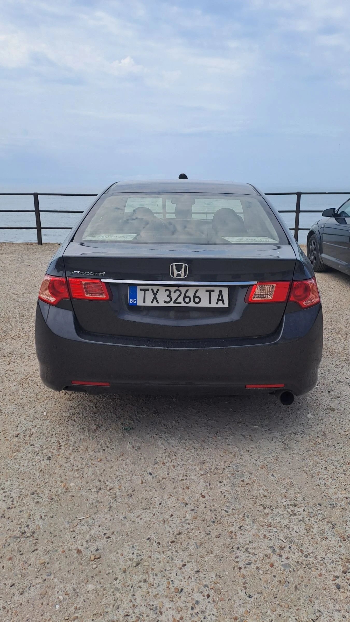 Honda Accord 8 2.0 156 kc(facelift), снимка 7 - Автомобили и джипове - 53528364