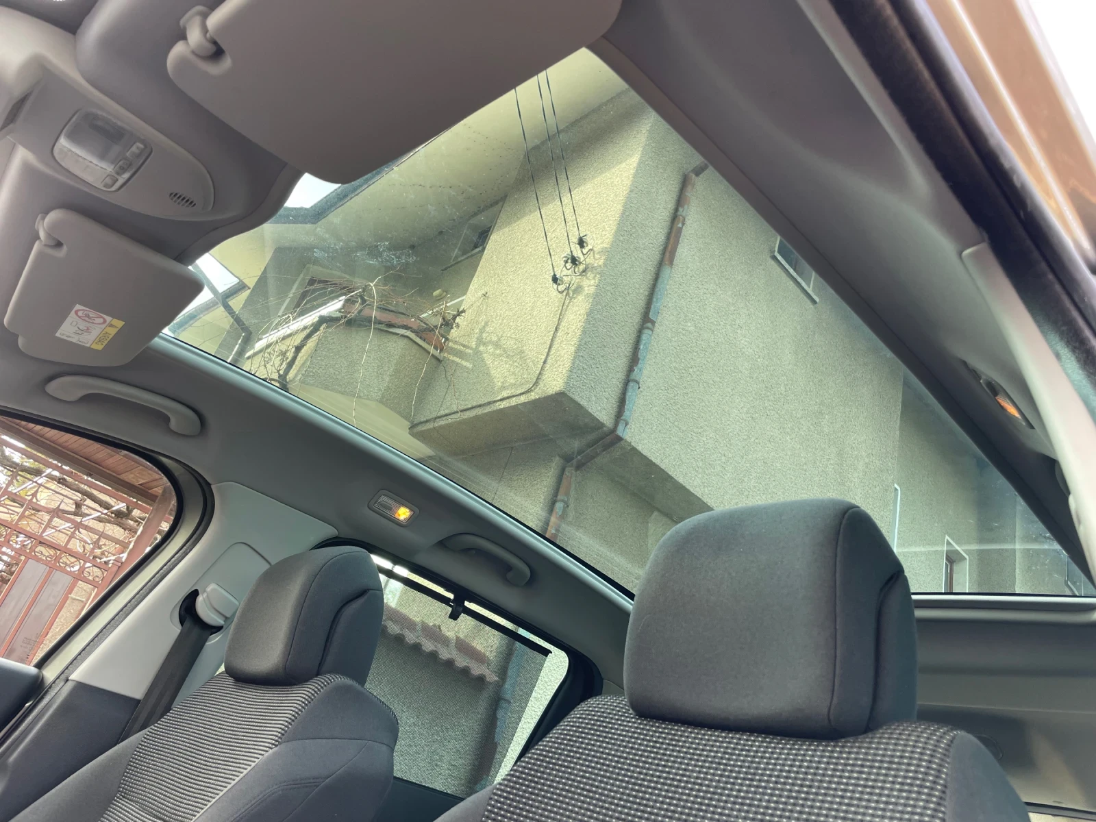 Peugeot 5008 1.6HDI* full*  - изображение 6