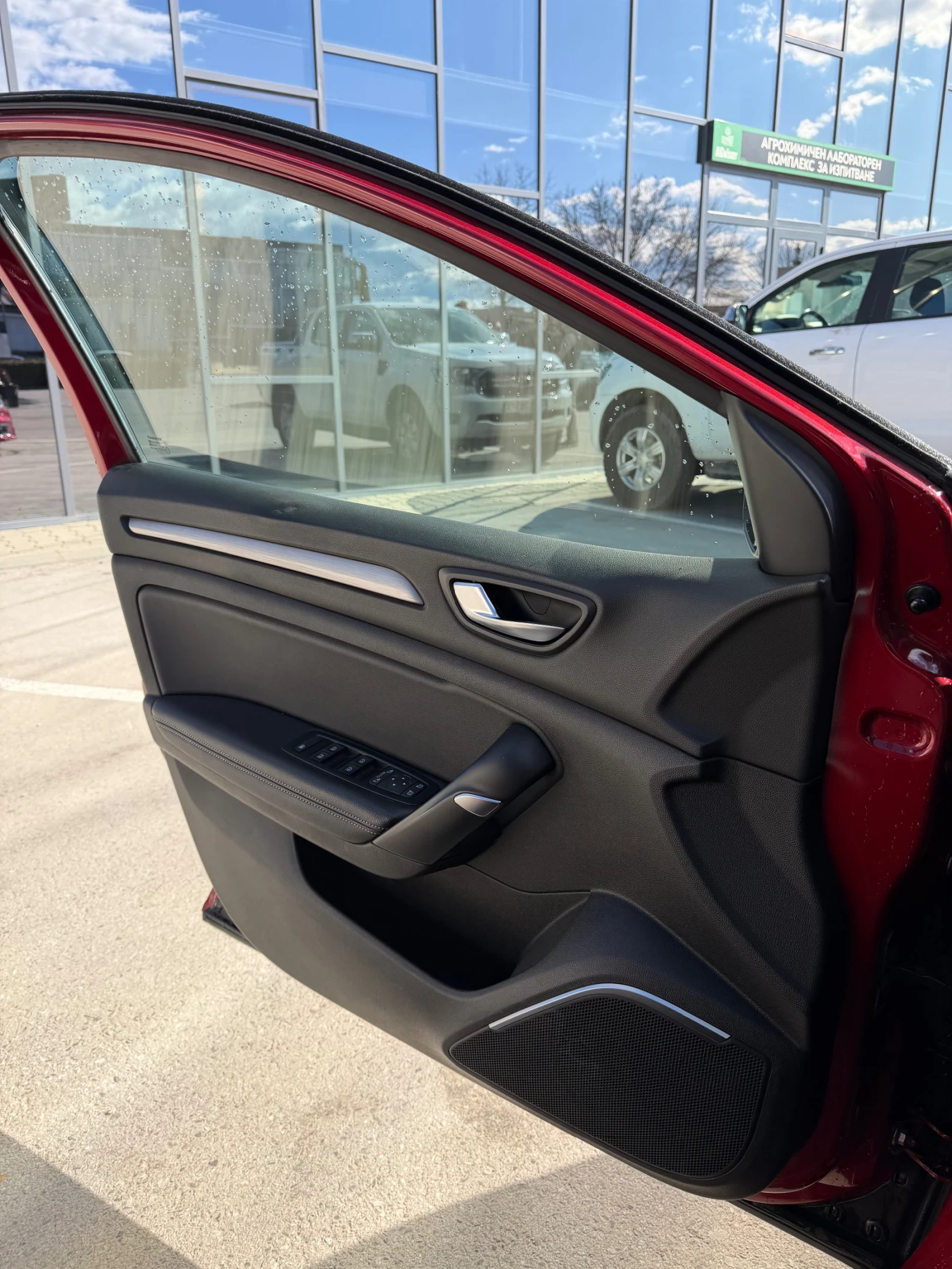 Renault Megane INTENCE - изображение 6