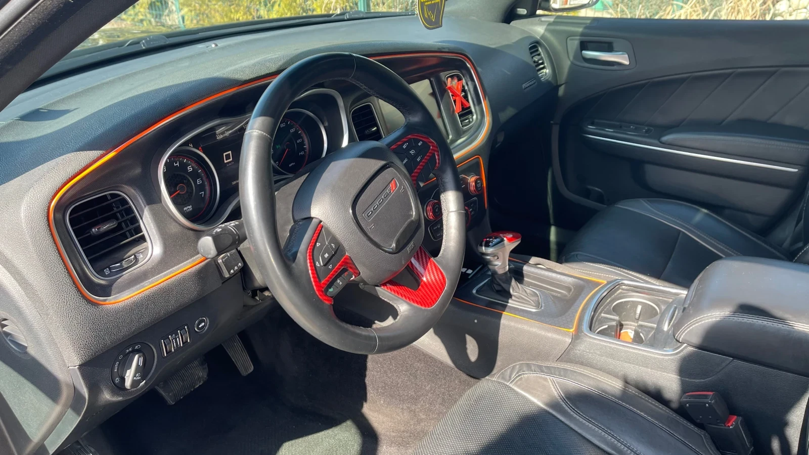 Dodge Charger, снимка 7 - Автомобили и джипове - 53827135