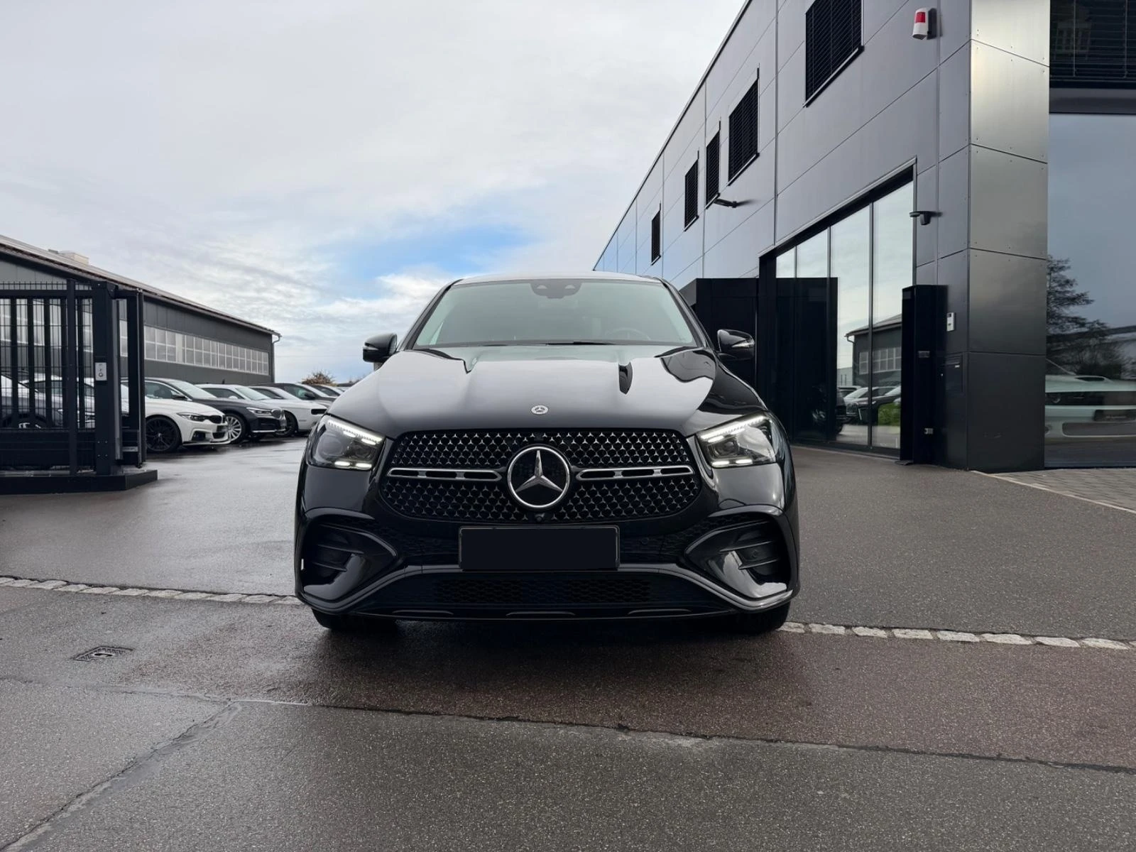 Mercedes-Benz GLE 450 d AMG Coupe E-Aktive Body Control #Burmester #iCar, снимка 2 - Автомобили и джипове - 53864012