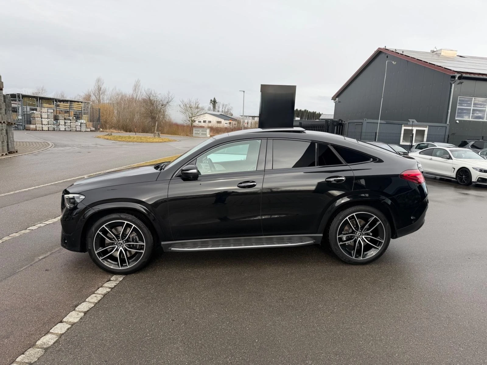 Mercedes-Benz GLE 450 d AMG Coupe E-Aktive Body Control #Burmester #iCar, снимка 4 - Автомобили и джипове - 53864012