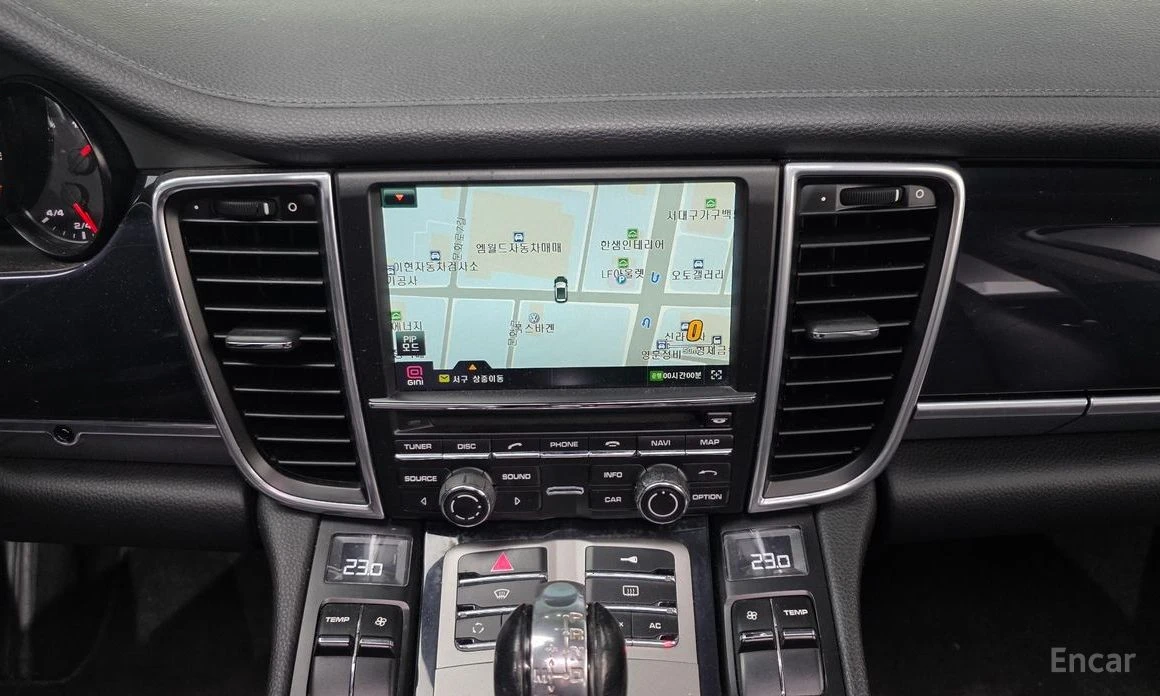 Porsche Panamera * 4.8* S* ПОДГРЕВ* ШИБИДАХ* KEYLESS* КАМЕРА* , снимка 13 - Автомобили и джипове - 54209528