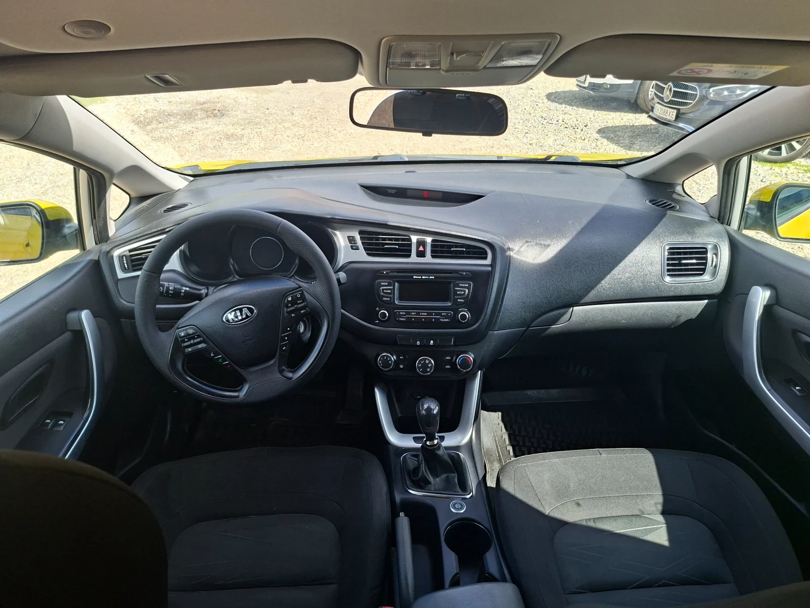 Kia Ceed 1.4 LPG, снимка 10 - Автомобили и джипове - 54294658