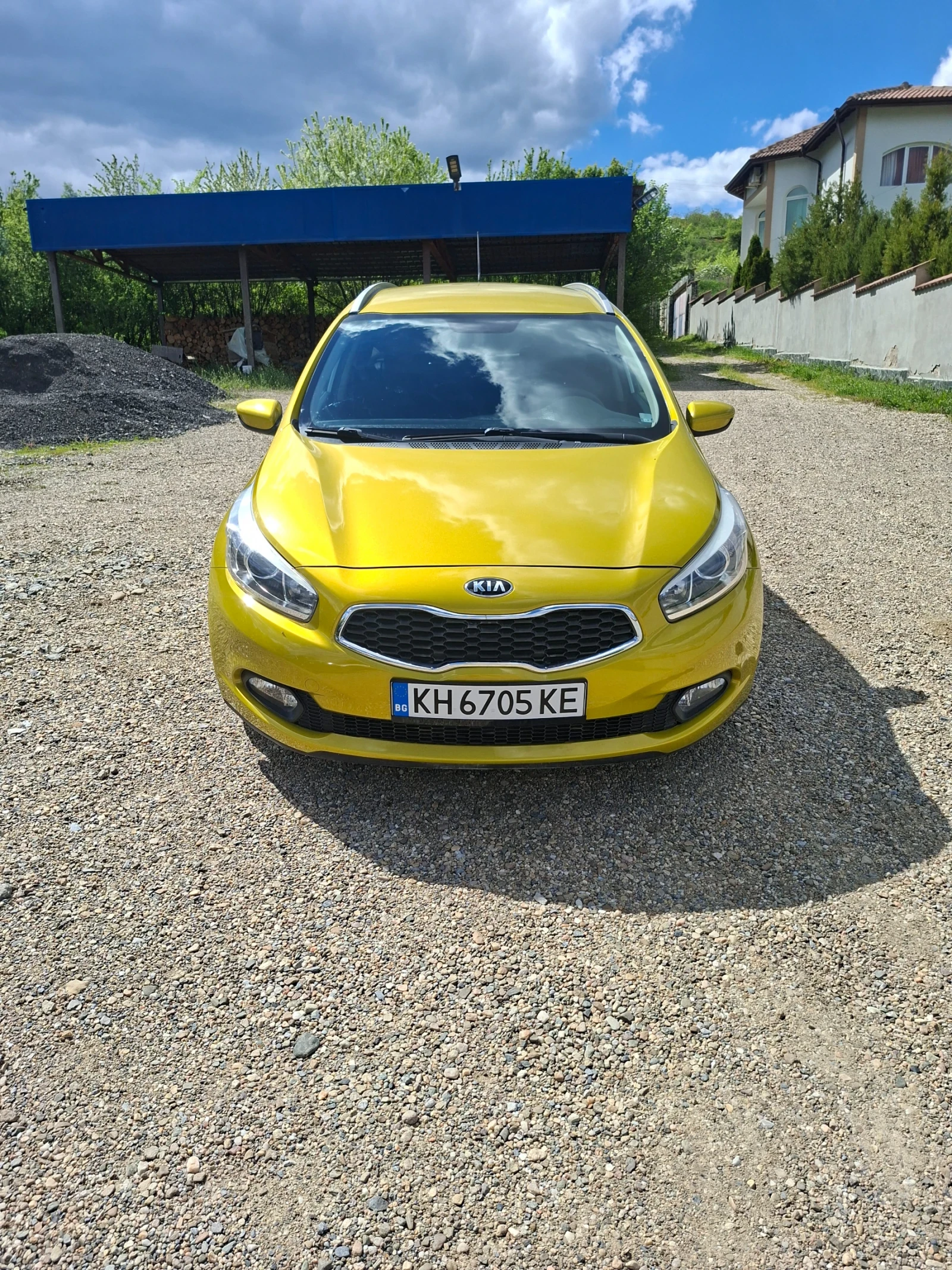 Kia Ceed 1.4 LPG, снимка 2 - Автомобили и джипове - 54294658