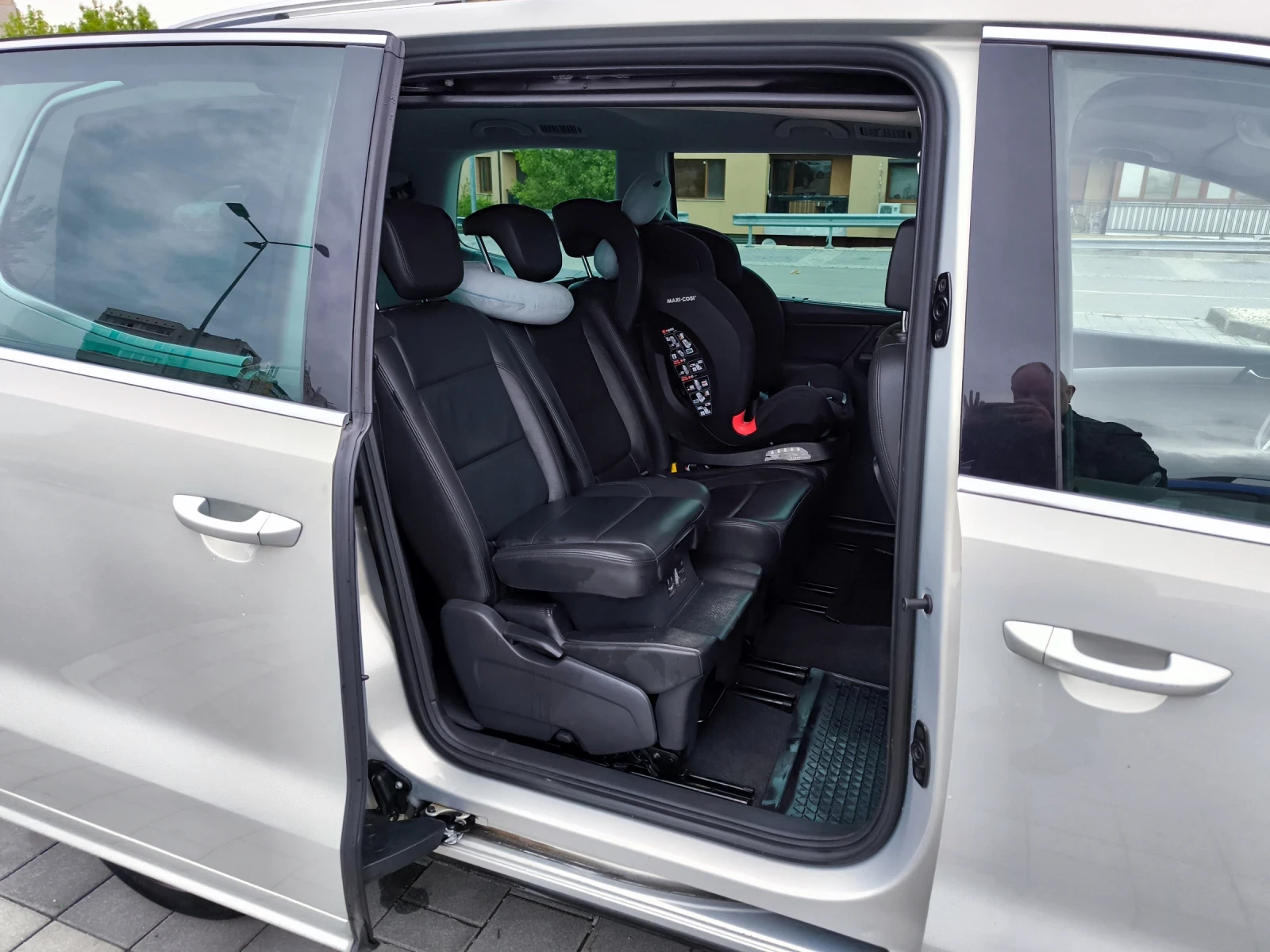 VW Sharan, снимка 12 - Автомобили и джипове - 54572465