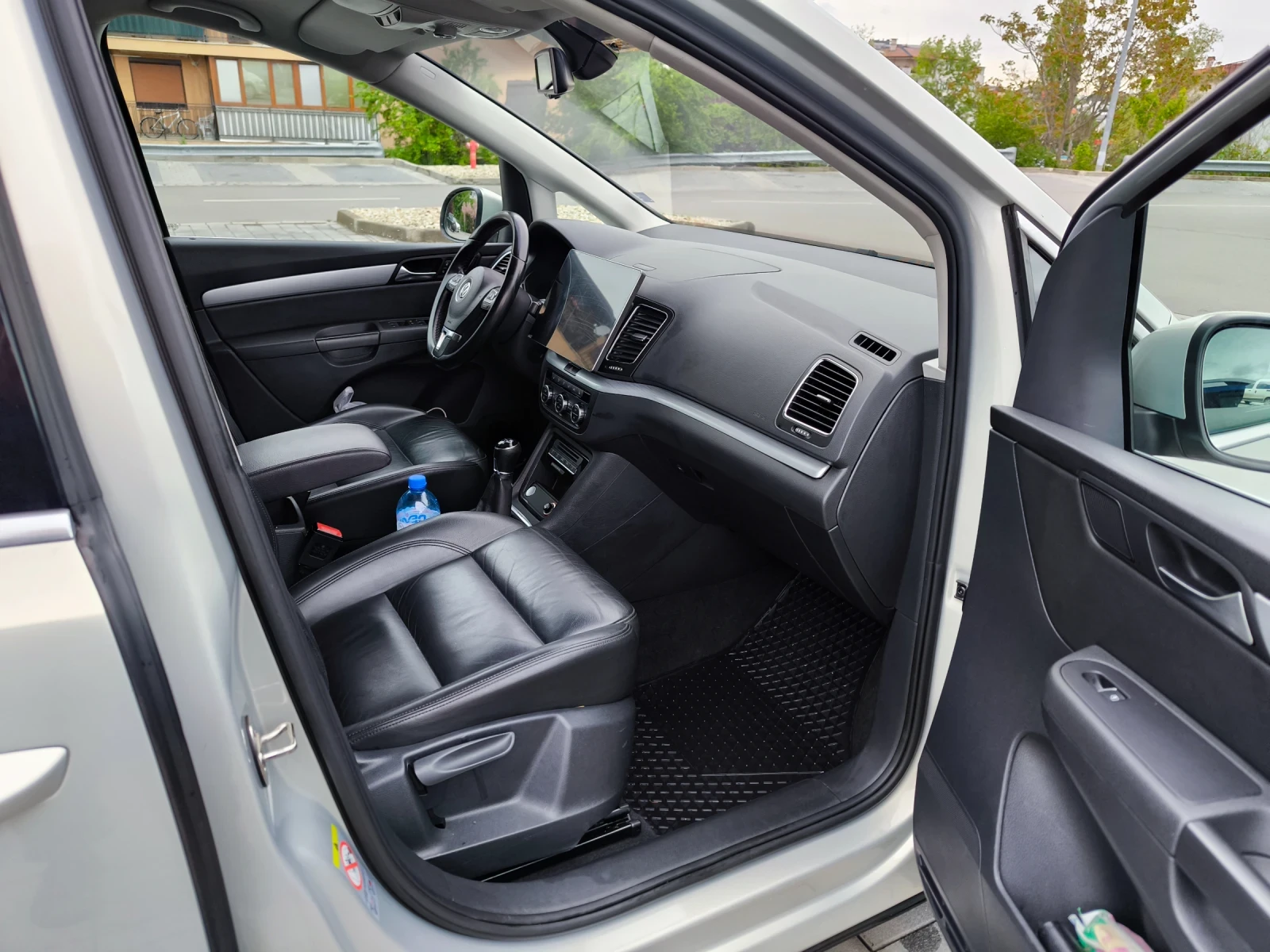 VW Sharan, снимка 13 - Автомобили и джипове - 54572465