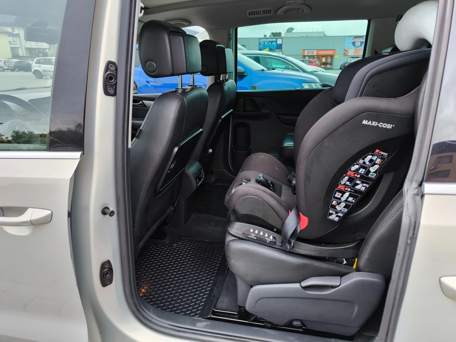 VW Sharan, снимка 11 - Автомобили и джипове - 54572465