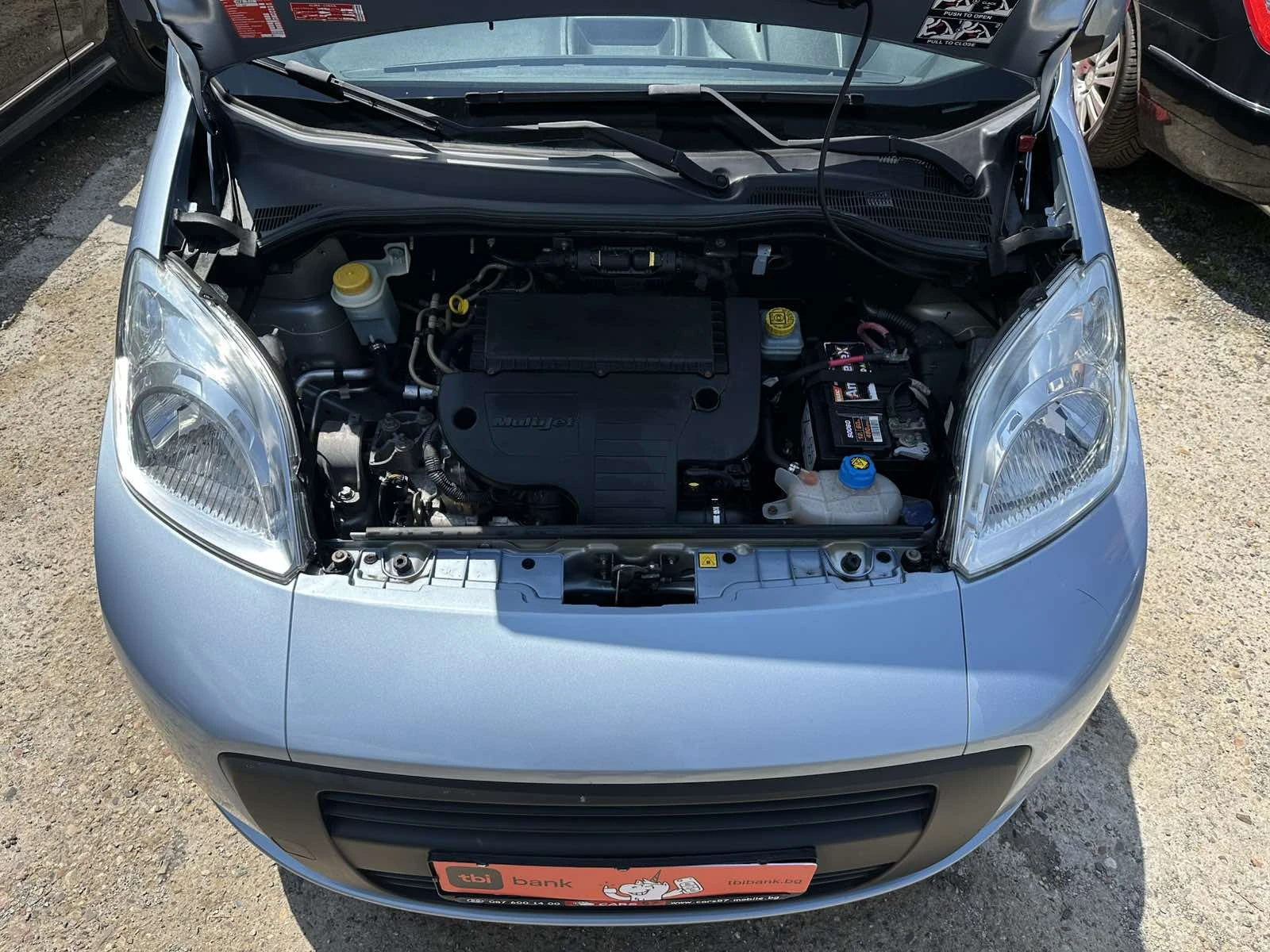 Fiat Qubo 1.3Mjet Kлиматик 4+ 1 МЕСТА, снимка 16 - Автомобили и джипове - 54792660