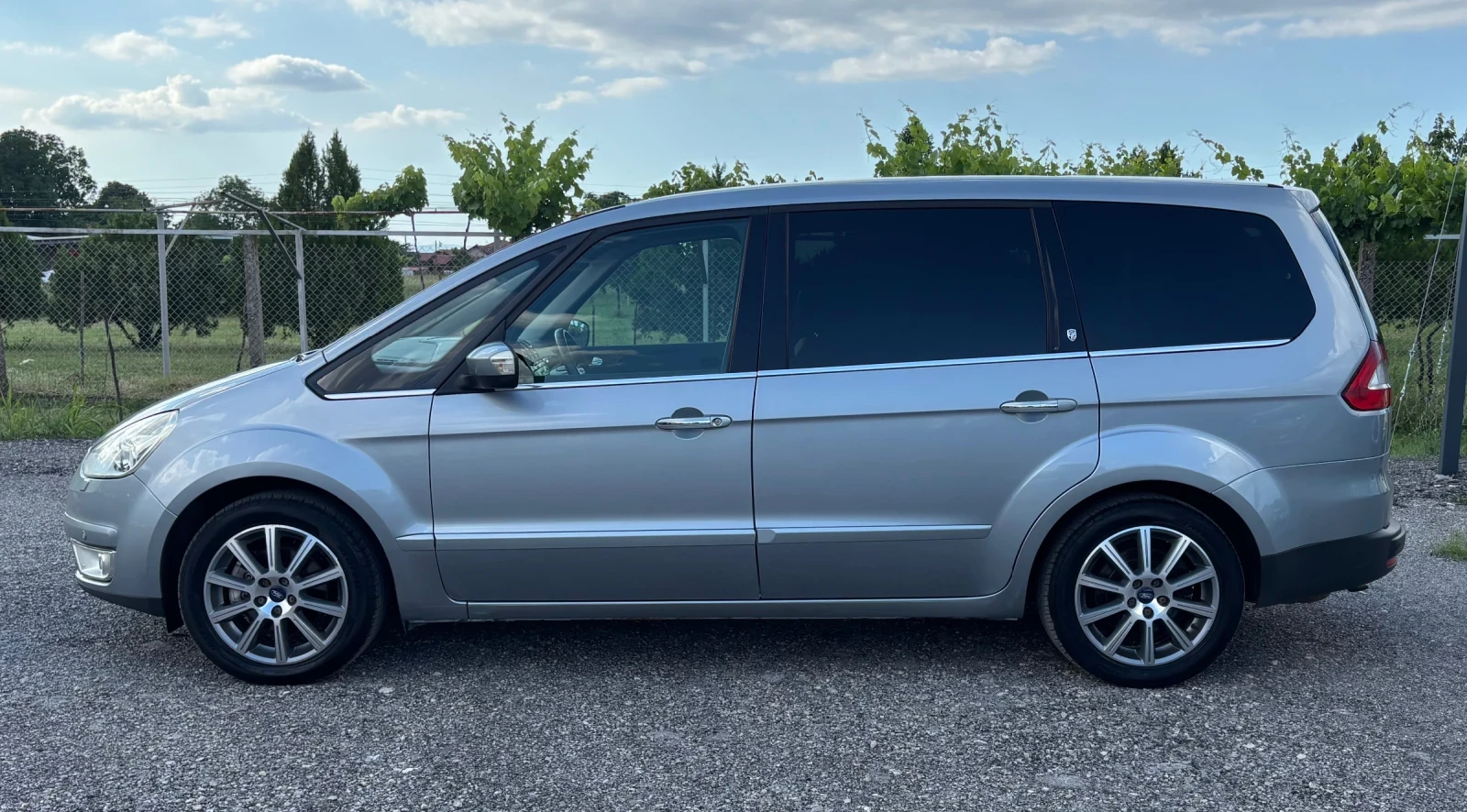 Ford Galaxy Ghia 2.0tdci , снимка 7 - Автомобили и джипове - 54811199