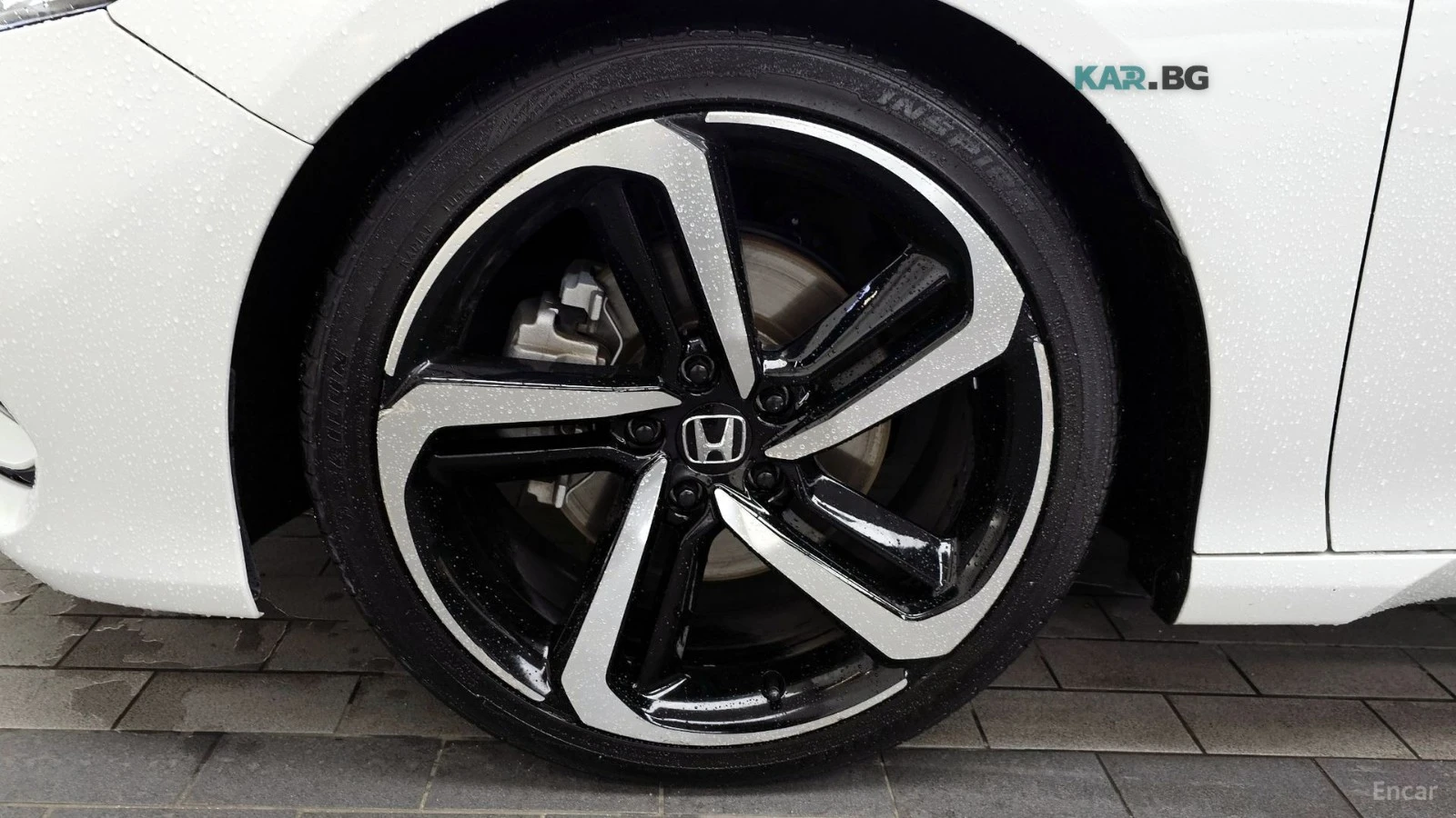 Honda Accord 2.0 Turbo Sport* КОЖА* НАВИ* ПАНО, снимка 5 - Автомобили и джипове - 55398358