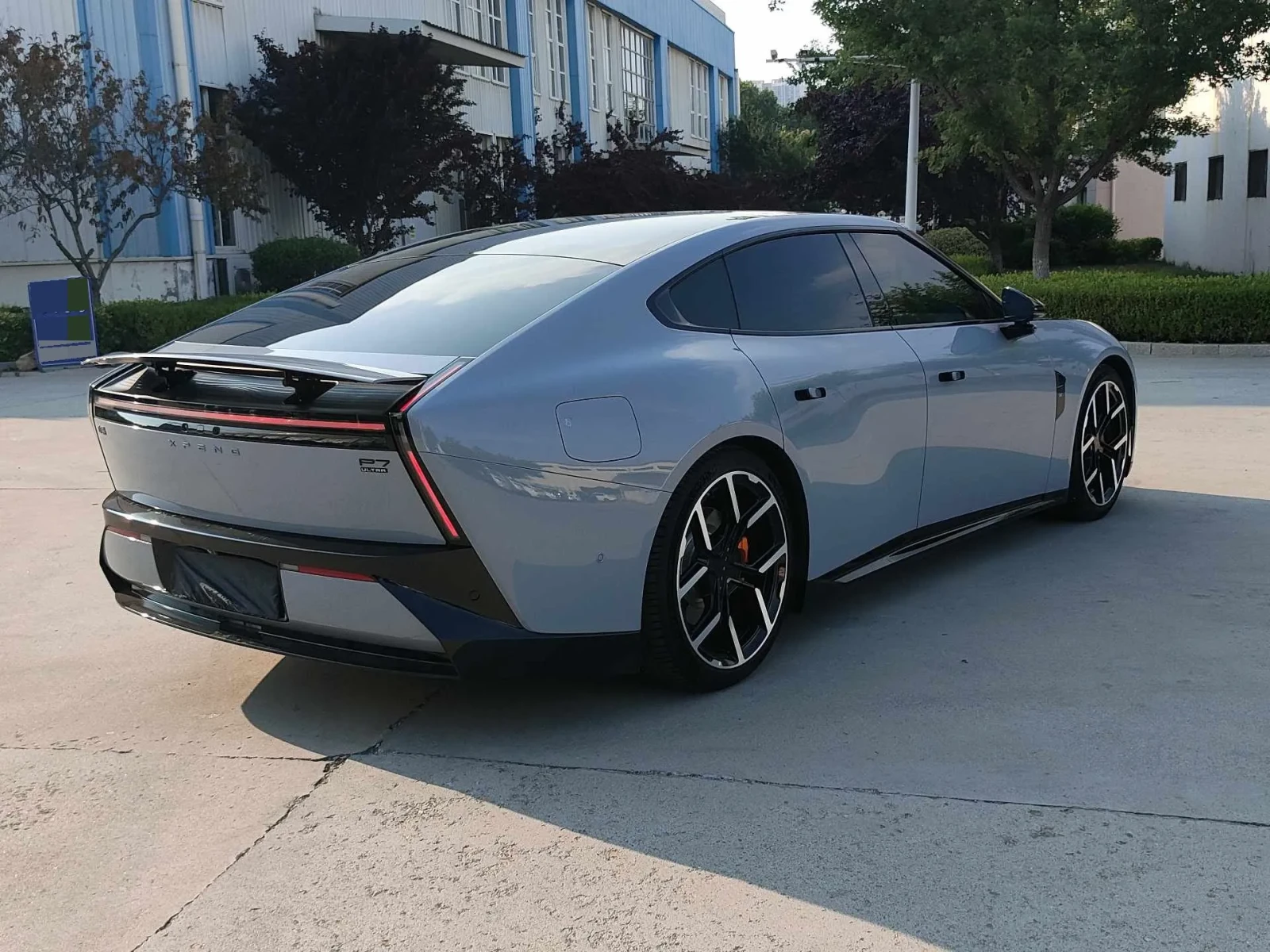 Xpeng P7 RWD 74.9kWh | Mobile.bg � ����������� 5