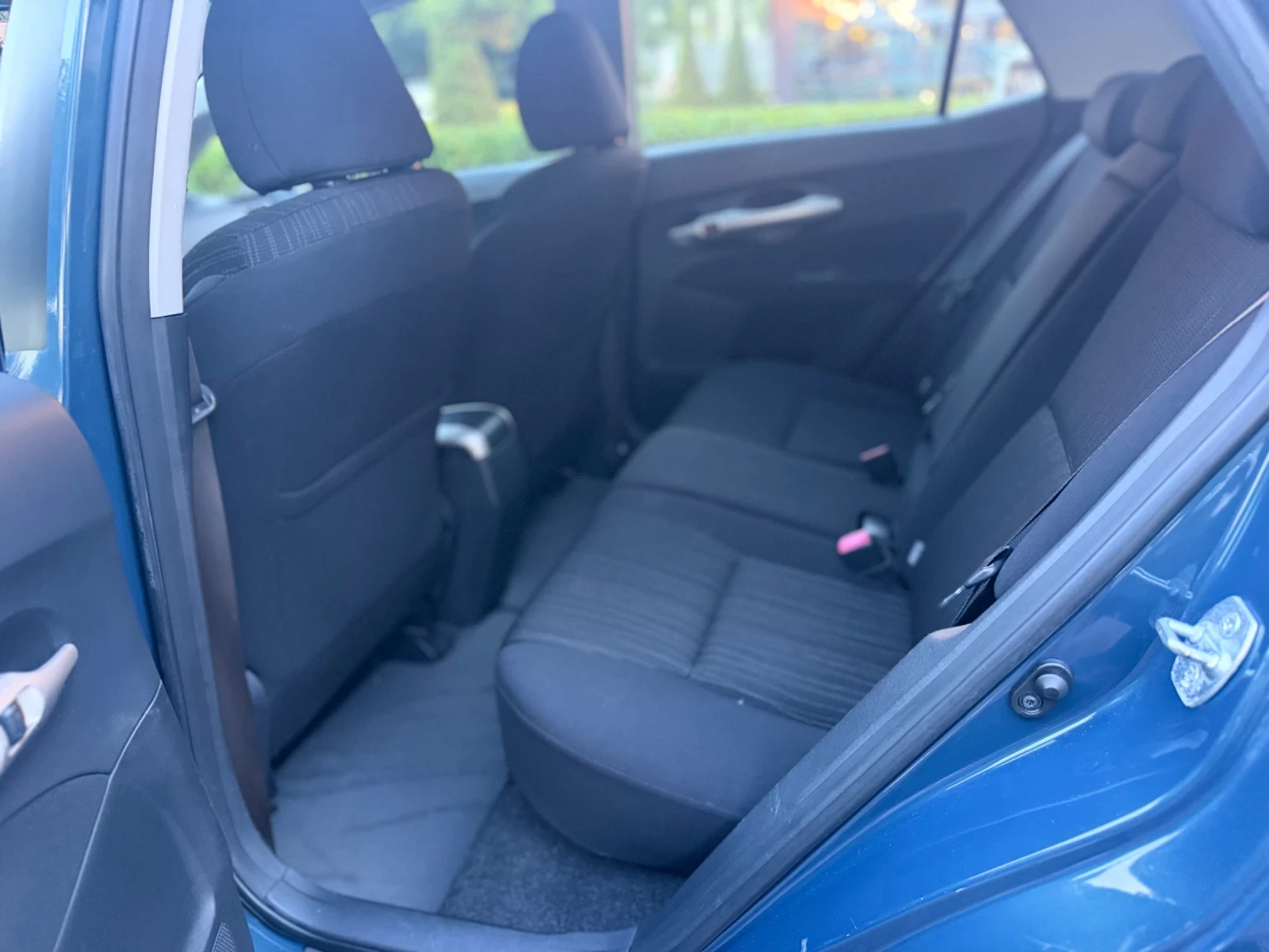 Toyota Auris 2.0/D-4D/126 к.с./ НАВИГАЦИЯ/KEYLESS GO, снимка 10 - Автомобили и джипове - 55773005