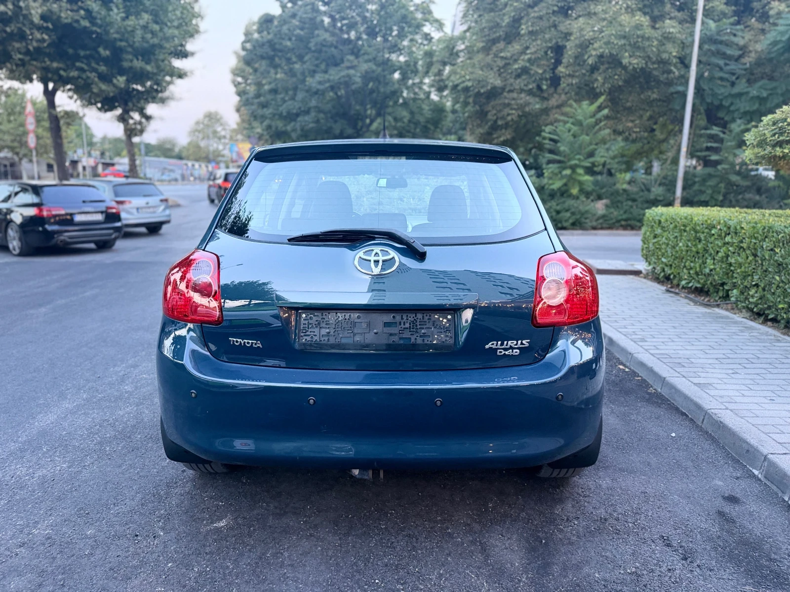 Toyota Auris 2.0/D-4D/126 к.с./ НАВИГАЦИЯ/KEYLESS GO, снимка 4 - Автомобили и джипове - 55773005
