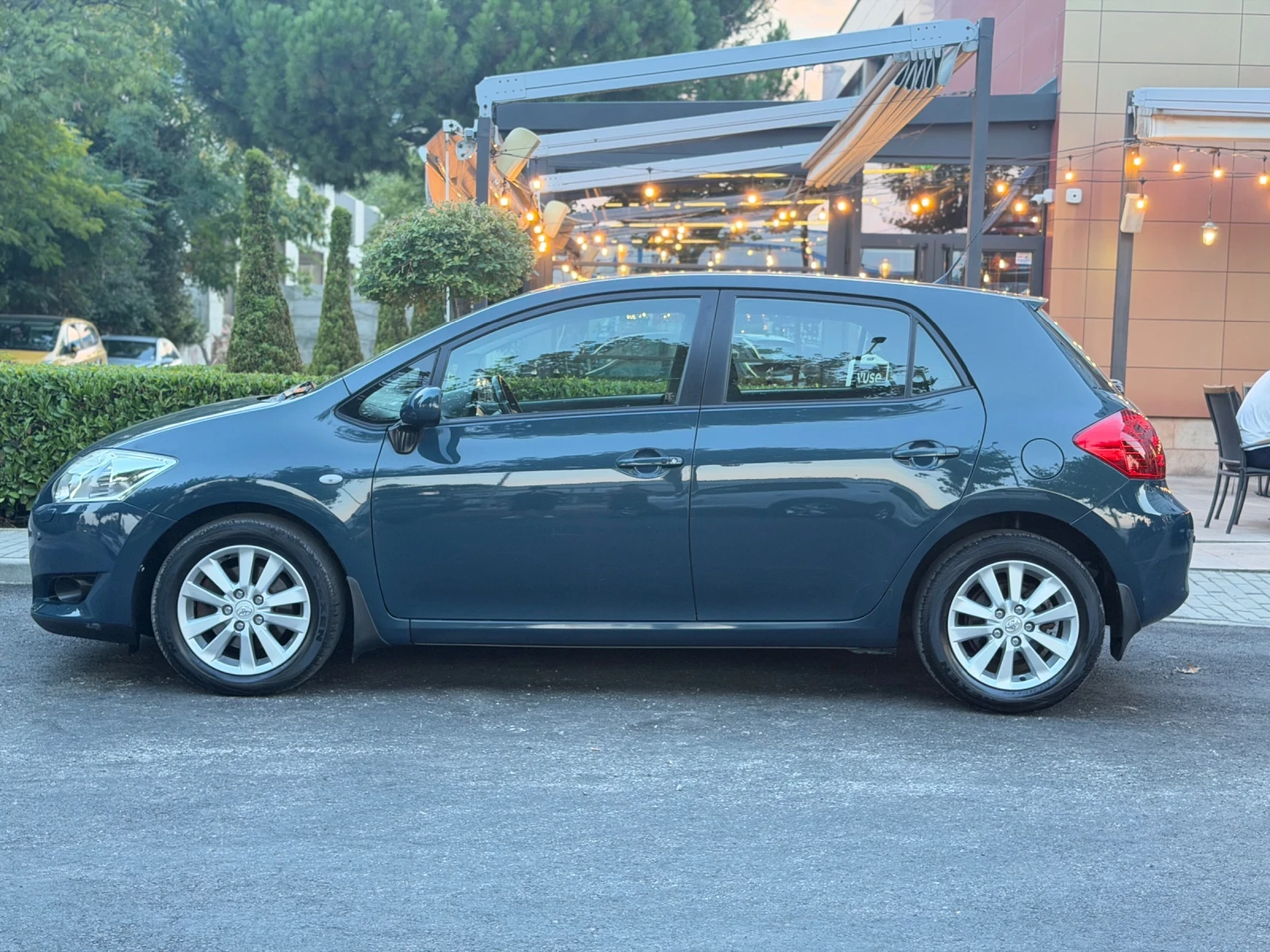 Toyota Auris 2.0/D-4D/126 к.с./ НАВИГАЦИЯ/KEYLESS GO, снимка 6 - Автомобили и джипове - 55773005