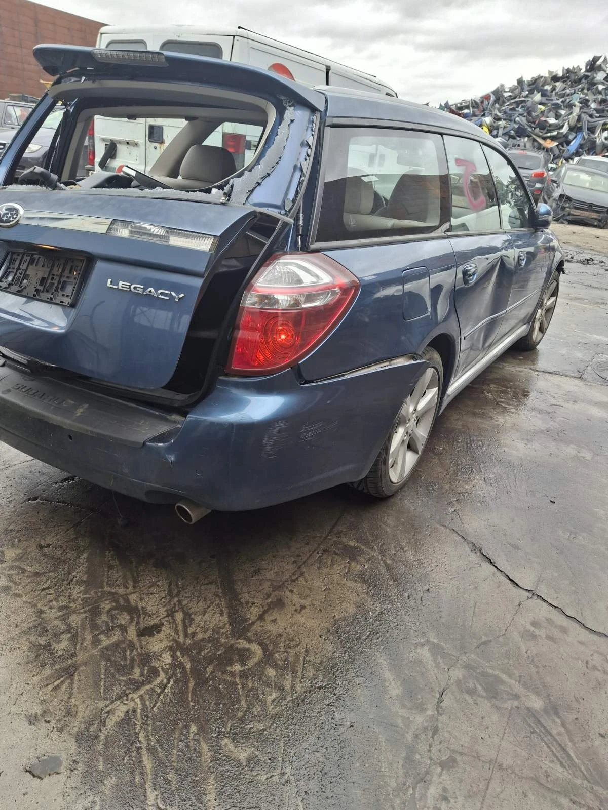 Subaru Legacy, снимка 3 - Автомобили и джипове - 56512883