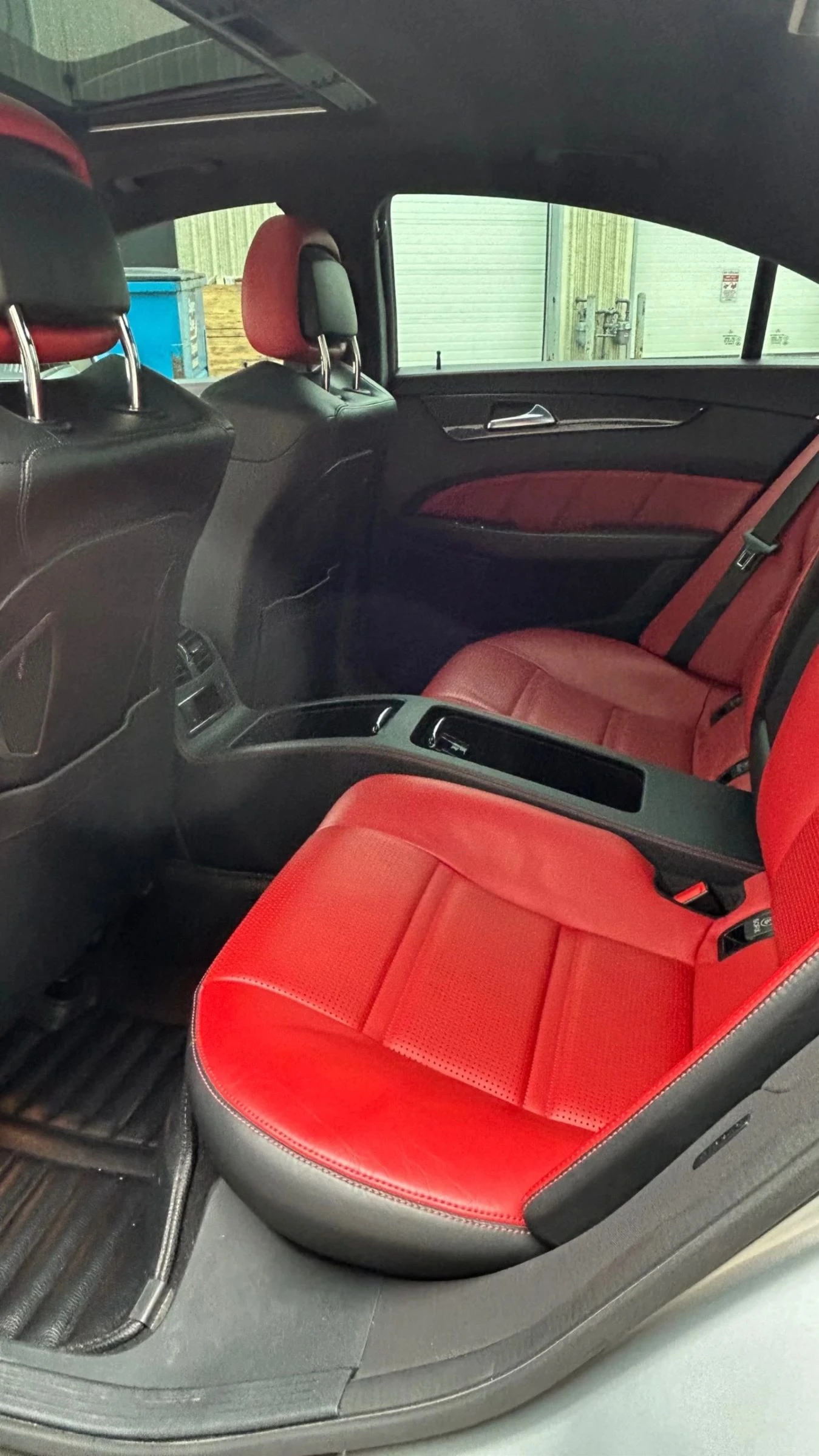 Mercedes-Benz CLS 63 AMG, снимка 9 - Автомобили и джипове - 56690222