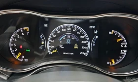 Jeep Grand cherokee 3.6* V6* 8ZF* OVERLAND* ДИСТРОНИК* ОБДУХВАНЕ* КАМЕ | Auto.bg — изображение 15