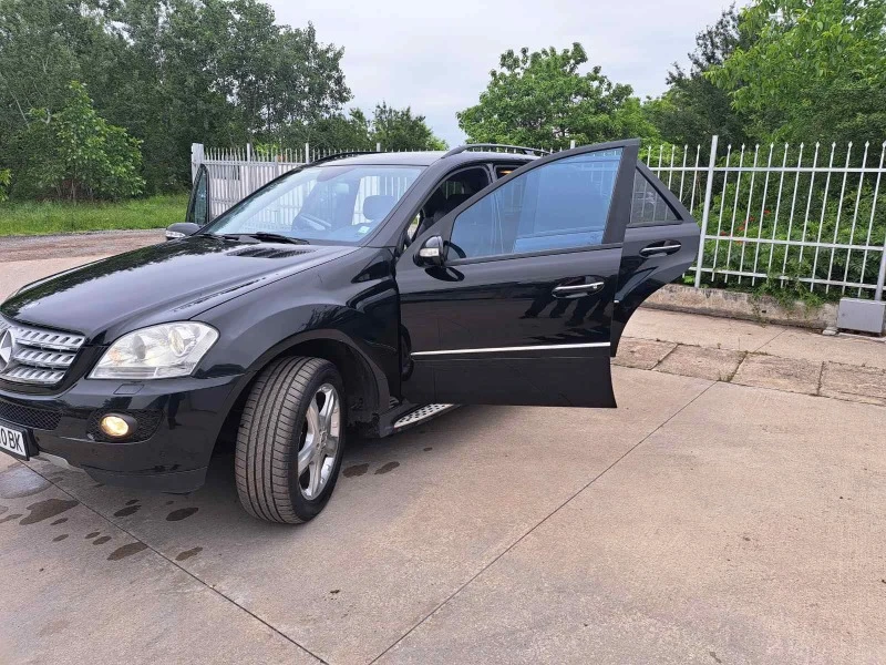 Mercedes-Benz ML 320, снимка 6 - Автомобили и джипове - 47117873