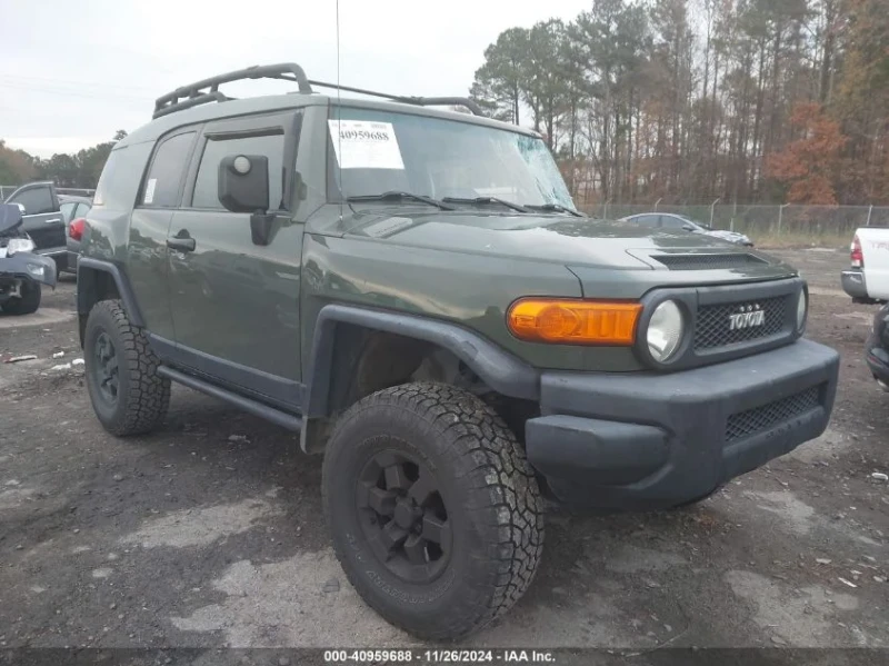 Toyota Fj cruiser, снимка 1 - Автомобили и джипове - 48720432