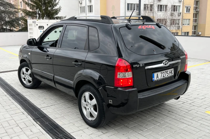 Hyundai Tucson 2.0 4х4 ГАЗ-BRC, снимка 4 - Автомобили и джипове - 49456102