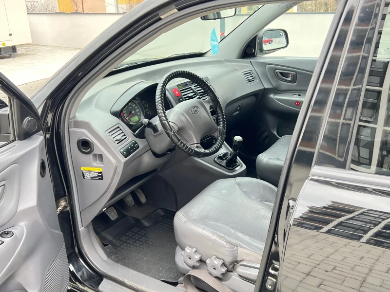 Hyundai Tucson 2.0 4х4 ГАЗ-BRC, снимка 8 - Автомобили и джипове - 49456102