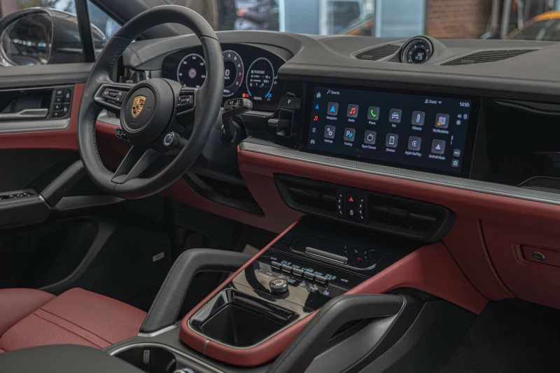 Porsche Cayenne S/4.0 V8/Coupe/PDCC Sport/Sport Design/HuD/Bose/Ch, снимка 11 - Автомобили и джипове - 49717666