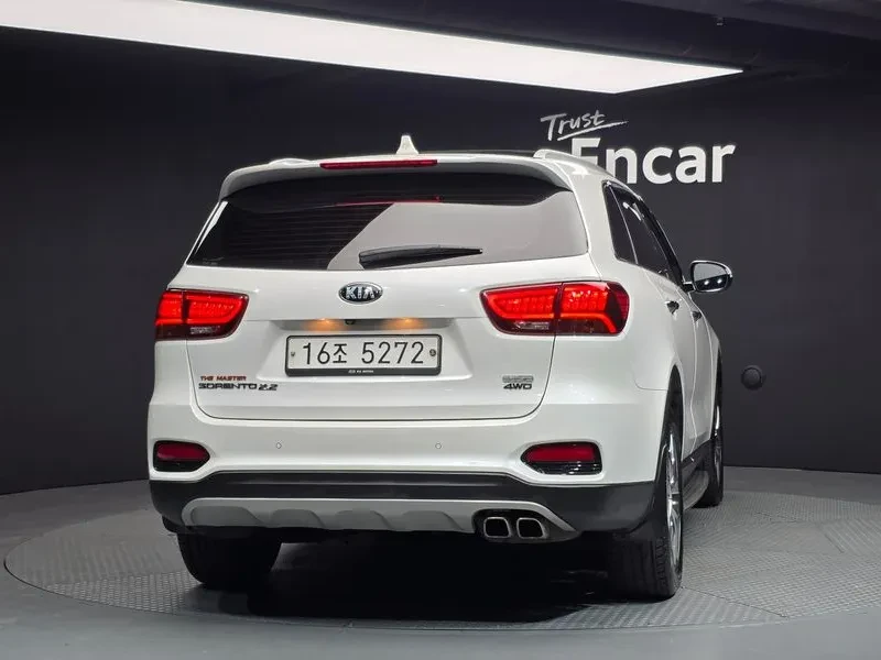 Kia Sorento, снимка 4 - Автомобили и джипове - 54834908