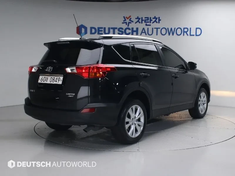 Toyota Rav4 2.5i 4WD - САМО 30% АВАНС, снимка 4 - Автомобили и джипове - 55889341