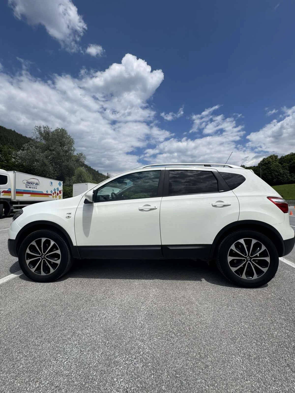 Nissan Qashqai FACELIFT, КАСКО, FULL OPTIONS, NAVI, PANORAMA, 1.5 - изображение 3