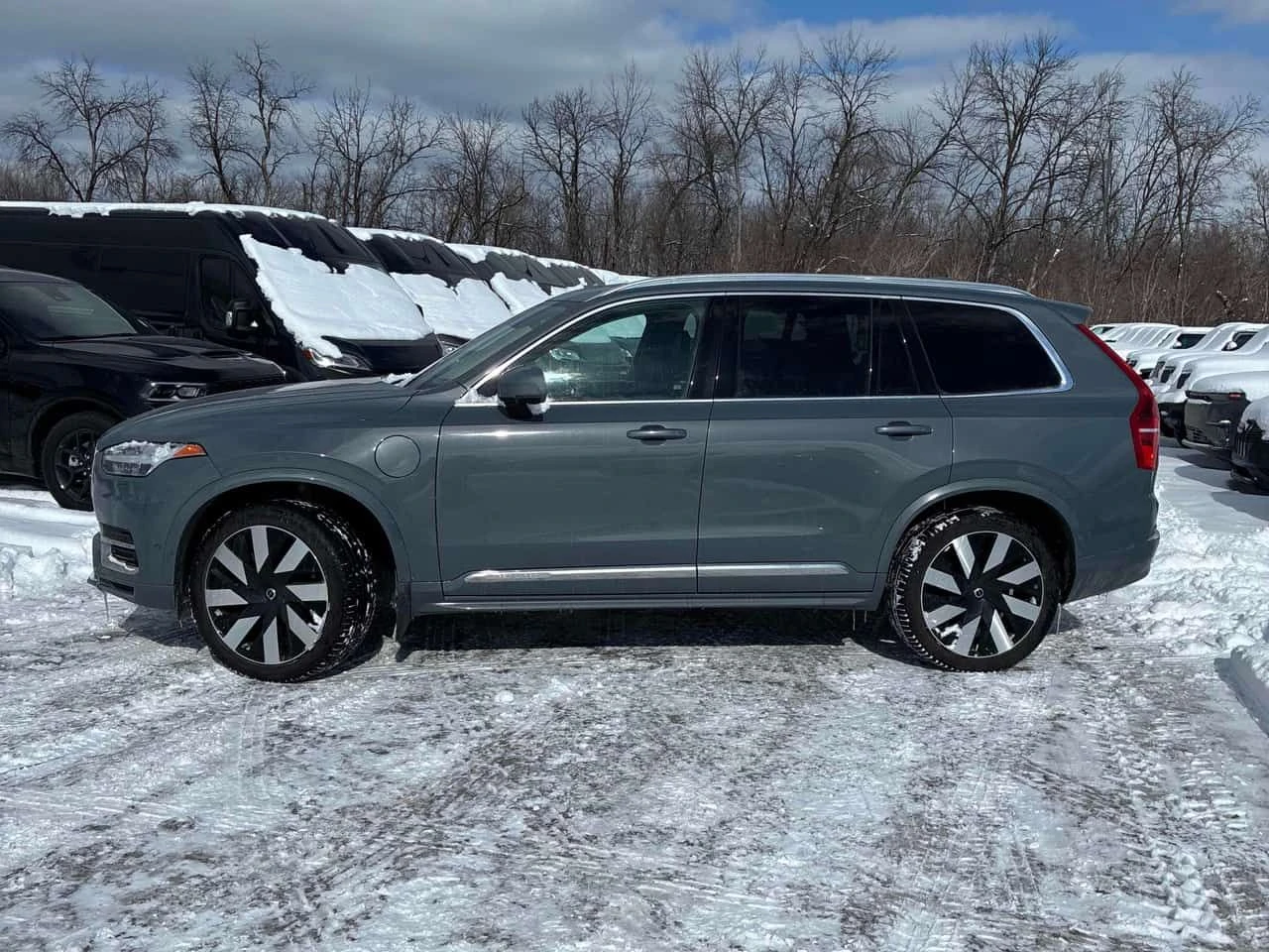 Volvo Xc90 * Plus Bright Theme * CARFAX * ������ * �������� | Mobile.bg � ����������� 2